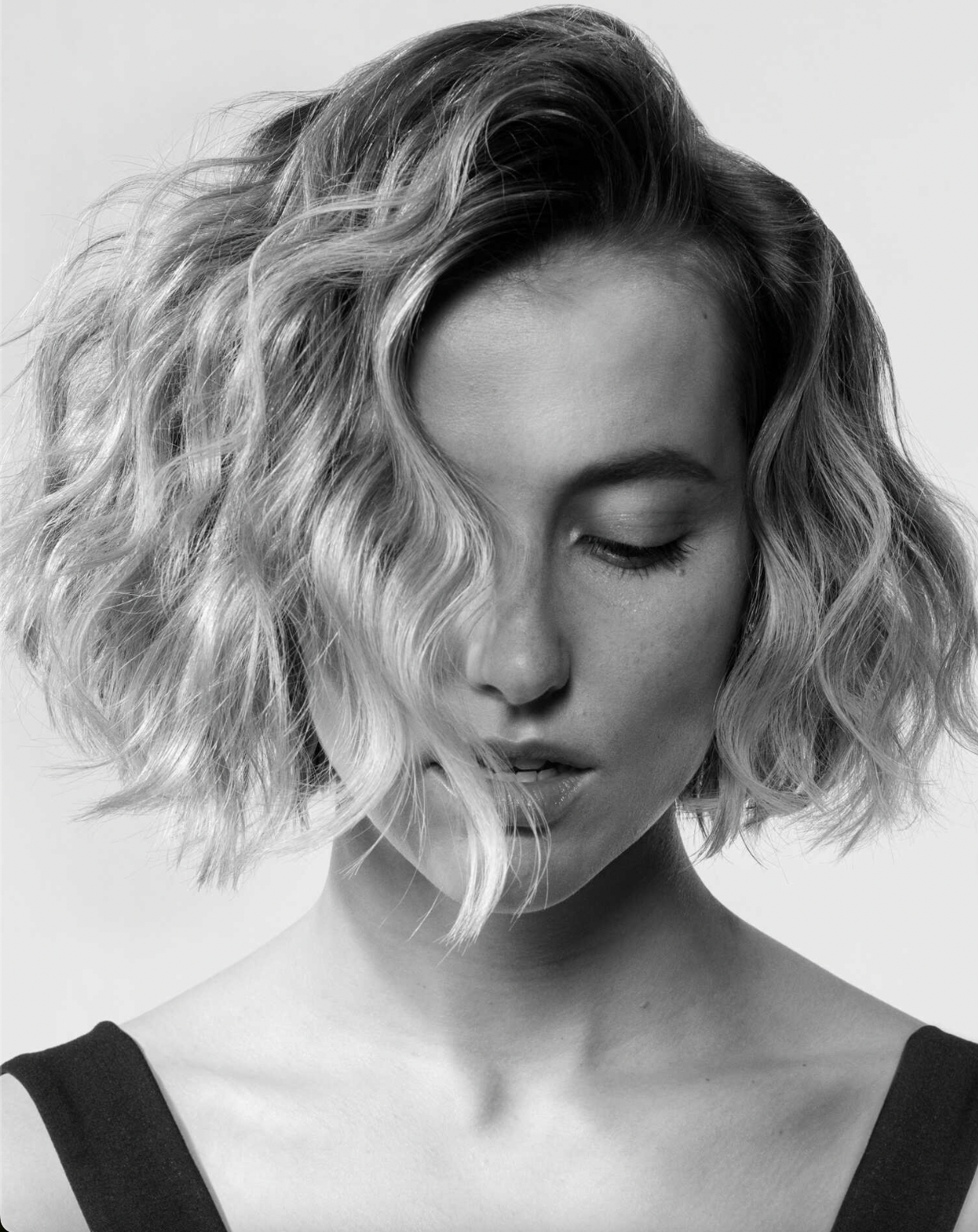 Oribe Tres Set Structure Spray