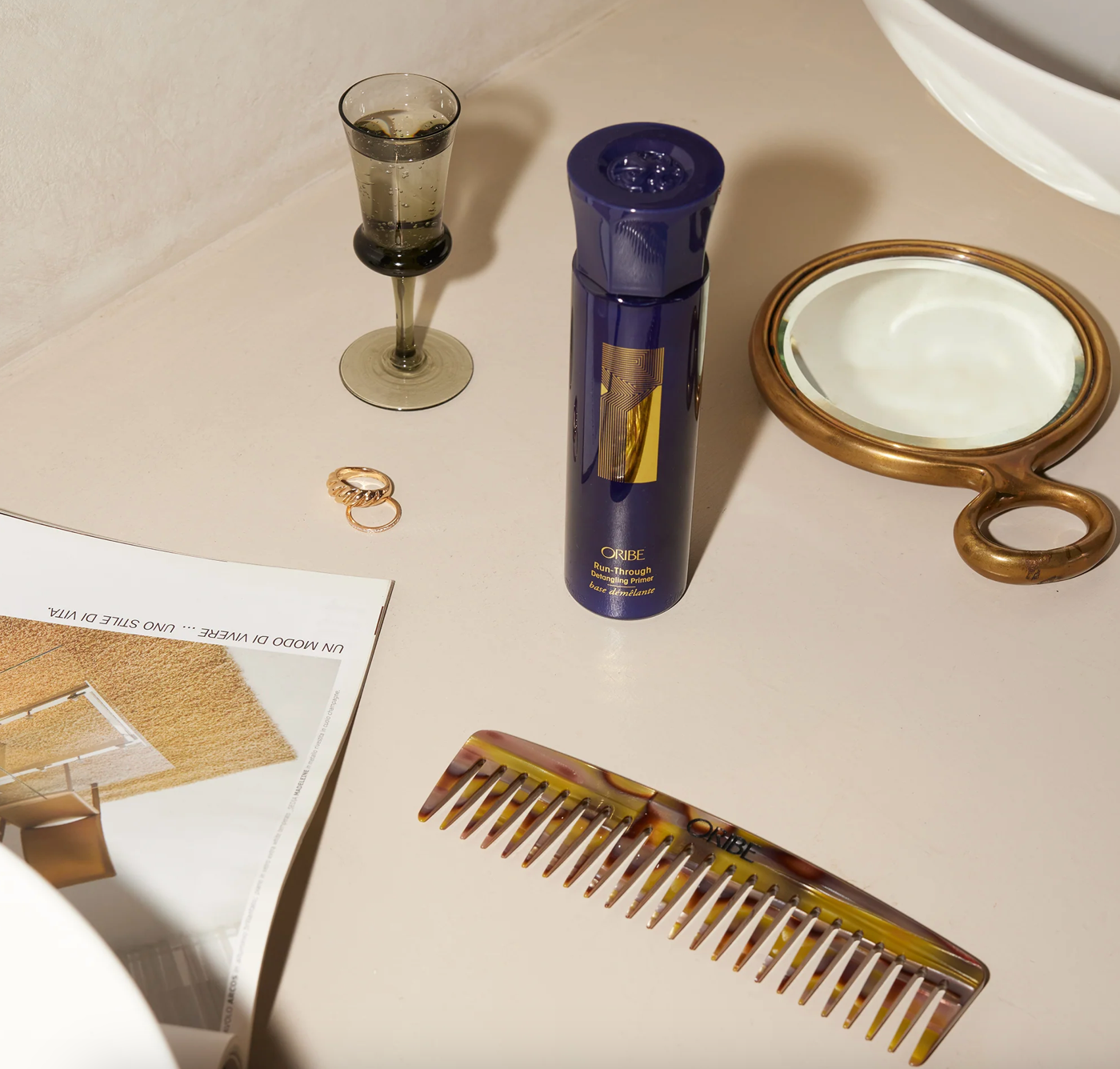 Oribe Resin Detangling Comb
